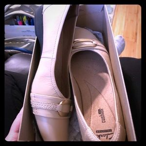 Like new Clark’s flats